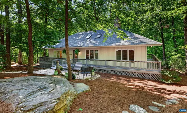 67 Shingle Oak Ln, Nellysford, VA 22958