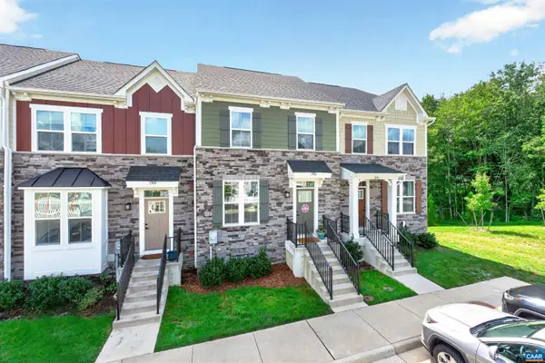 1940 Lois Ln, Charlottesville, VA 22911