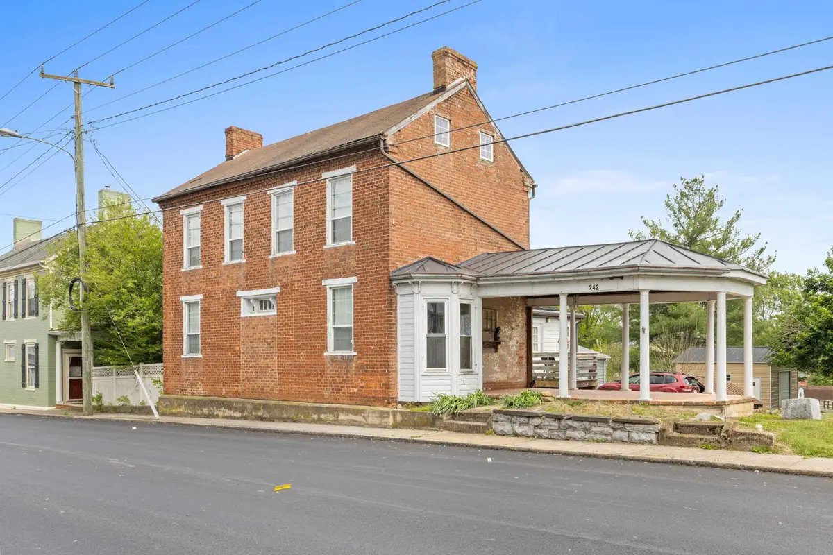 242 Main St S, Mount Crawford, VA 22841 - #1