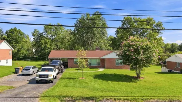 82 Pleasant Hill Rd, Harrisonburg, VA 22801