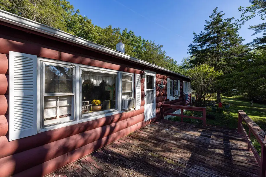 126 Kings Acre Ln, Fort Valley, VA 22652 - #2
