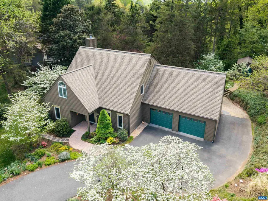 227 Flagstone Ter, Charlottesville, VA 22902 - #2