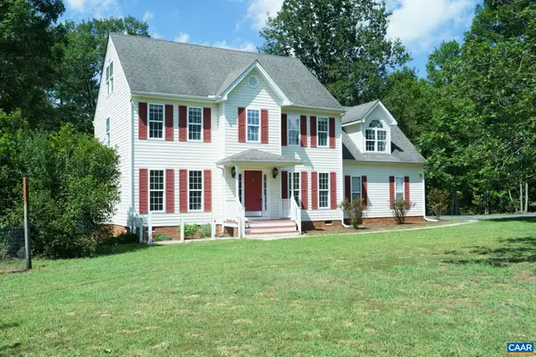 25 Glenmore Ln, Keswick, VA 22947
