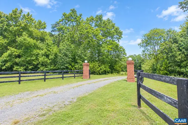 6517 Blenheim Rd, Scottsville, VA 24590