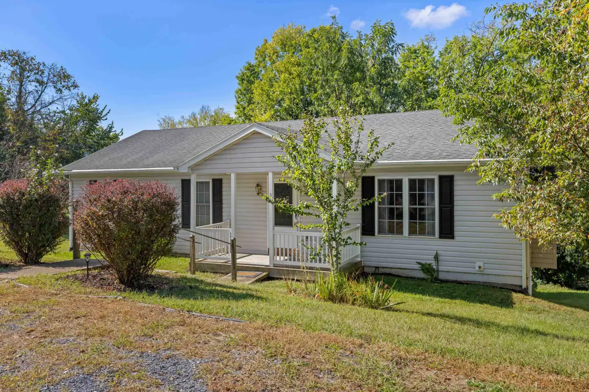 36 Arlington St, Staunton, VA 24401 - #1