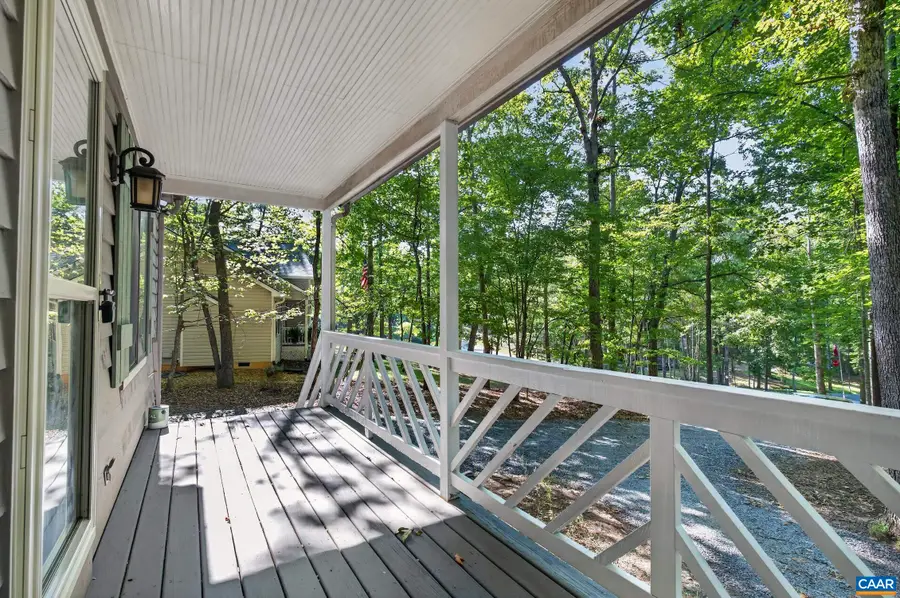 41 Oak Grove Dr, Palmyra, VA 22963 - #2