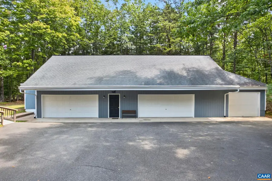 723 South Keswick Dr, Troy, VA 22974 - #3