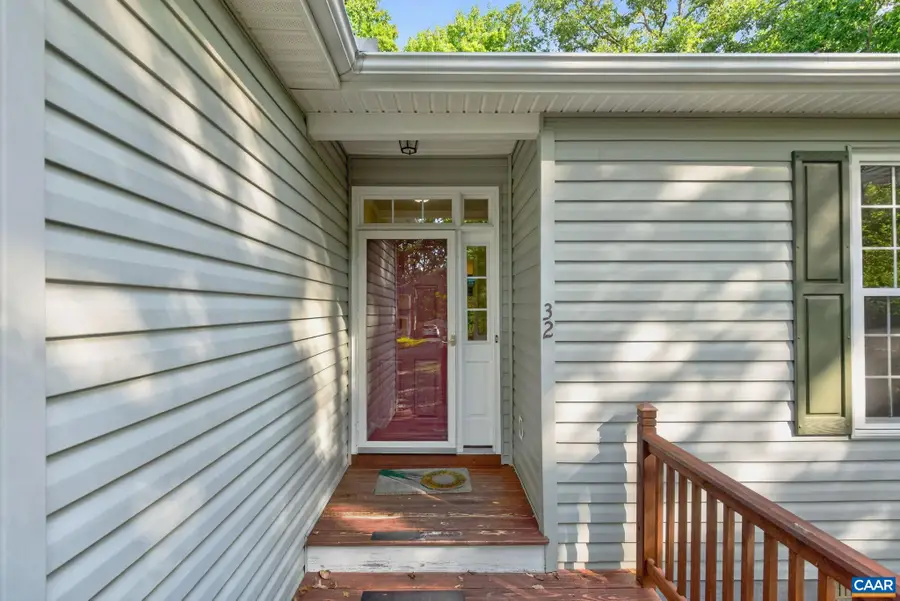 32 Woodlawn Dr, Palmyra, VA 22963 - #3