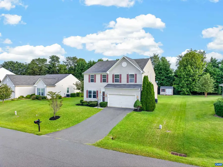 153 Larchmont Cir, Ruckersville, VA 22968 - #2