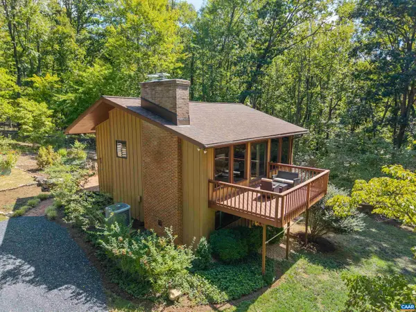 210 Turks Mountain Trl, Afton, VA 22920