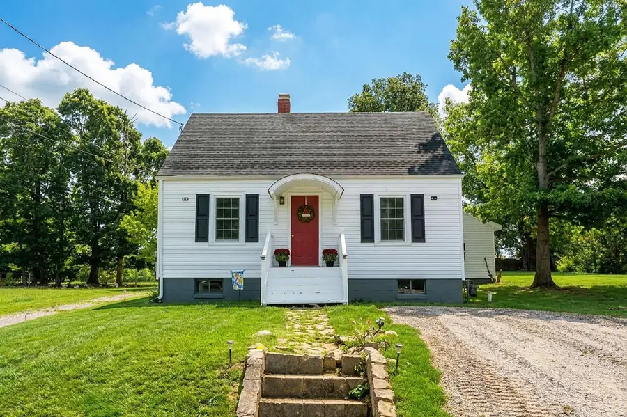 344 Mary Gray Ln, Staunton, VA 24401 - #2