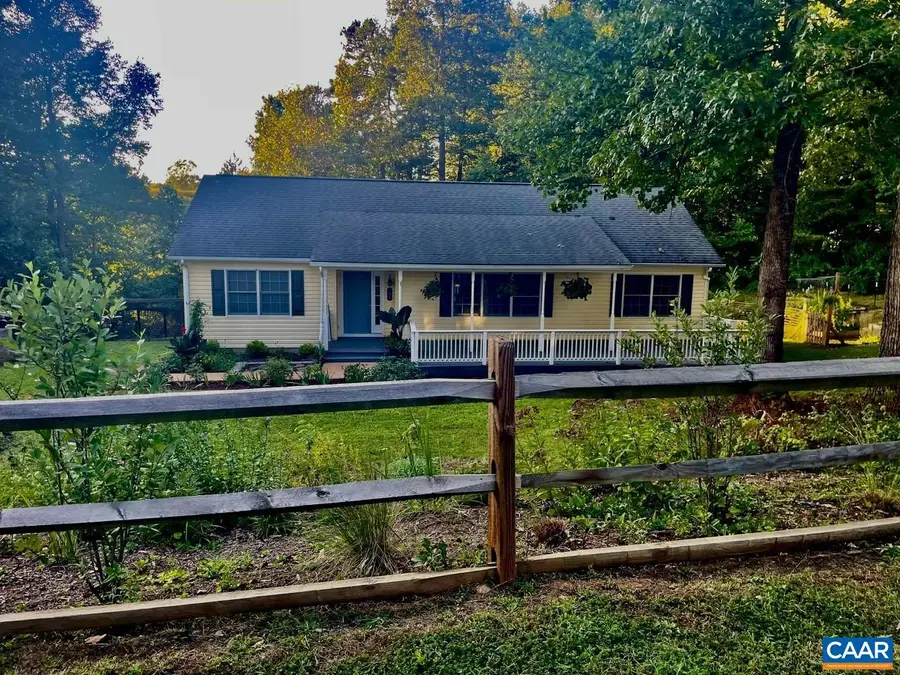 103 Horseshoe Rd, Stanardsville, VA 22973 - #2