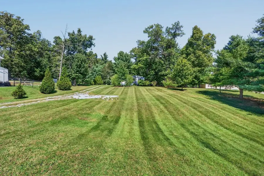 366 Hermitage Rd, Staunton, VA 24401 - #2
