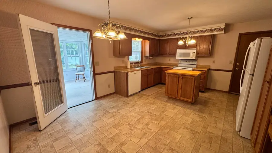 87 Falling Rock Dr, Stuarts Draft, VA 24477 - #2