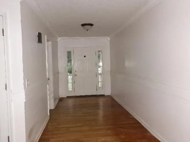 204 First St, Grottoes, VA 24441 - #3
