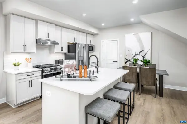 101B Perseus Ln, Charlottesville, VA 22901