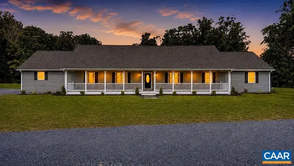 75 Brushy Knob Ln, Staunton, VA 24401