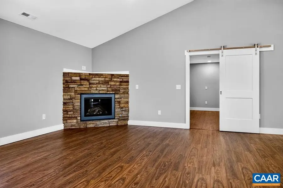 75 Brushy Knob Ln, Staunton, VA 24401 - #3