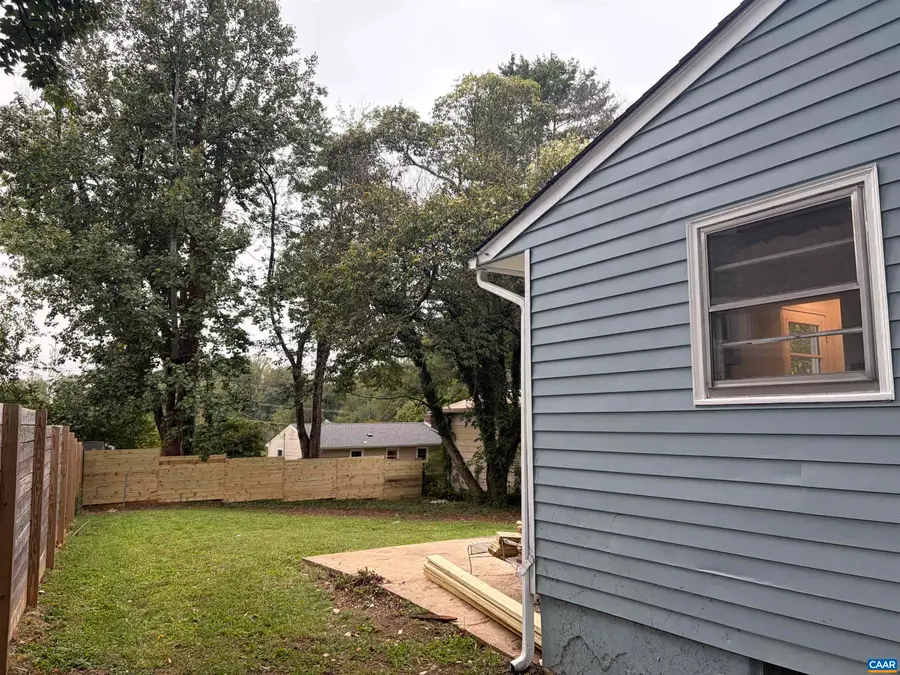 1225 Agnese St, Charlottesville, VA 22901 - #2