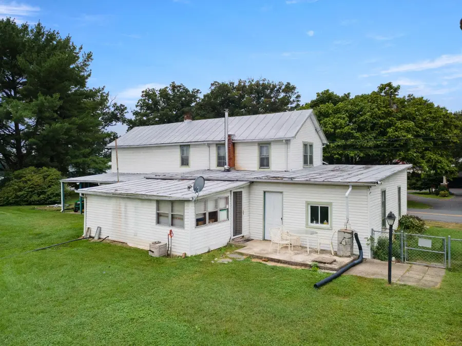 2905 Pineville Rd, McGaheysville, VA 22840 - #2