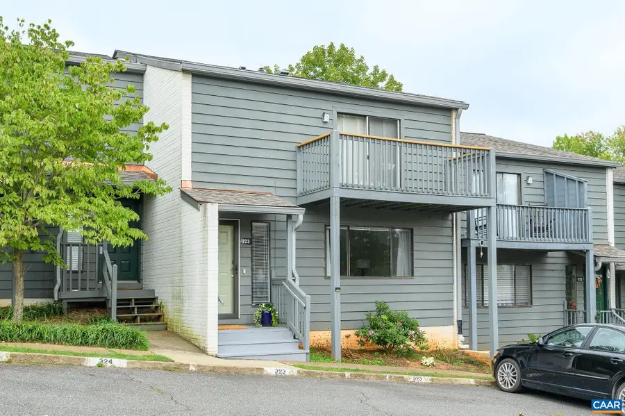 323 Harvest Dr, Charlottesville, VA 22903 - #2