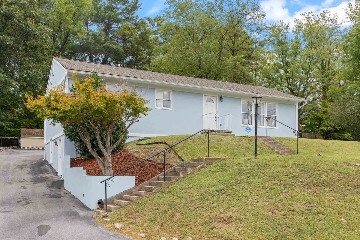 7 Belmont Dr, Staunton, VA 24401 - #1