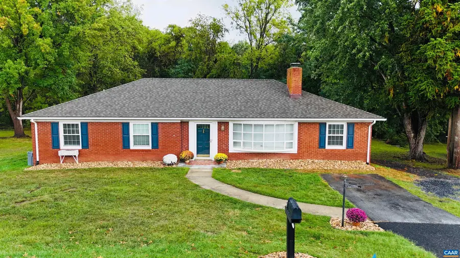 117 Rose Hill Cir, Staunton, VA 24401 - #2