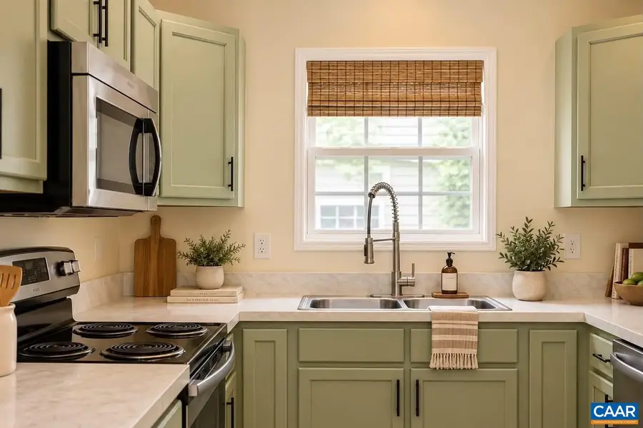 117 Waterbury Ct, Charlottesville, VA 22902 - #3
