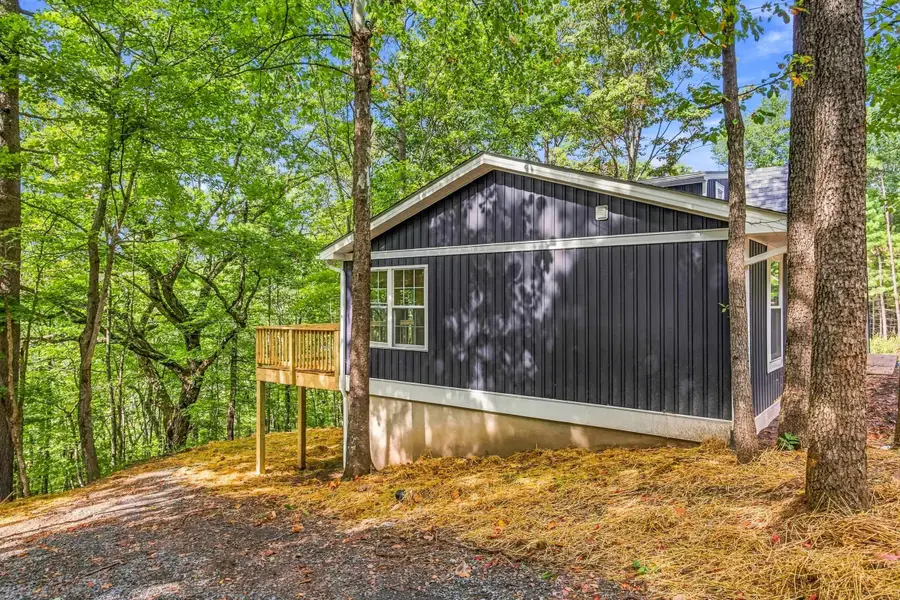 404 N Maple Rd, Mount Jackson, VA 22842 - #3