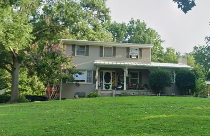 217 Meadowbrook Rd, Staunton, VA 24401 - #1