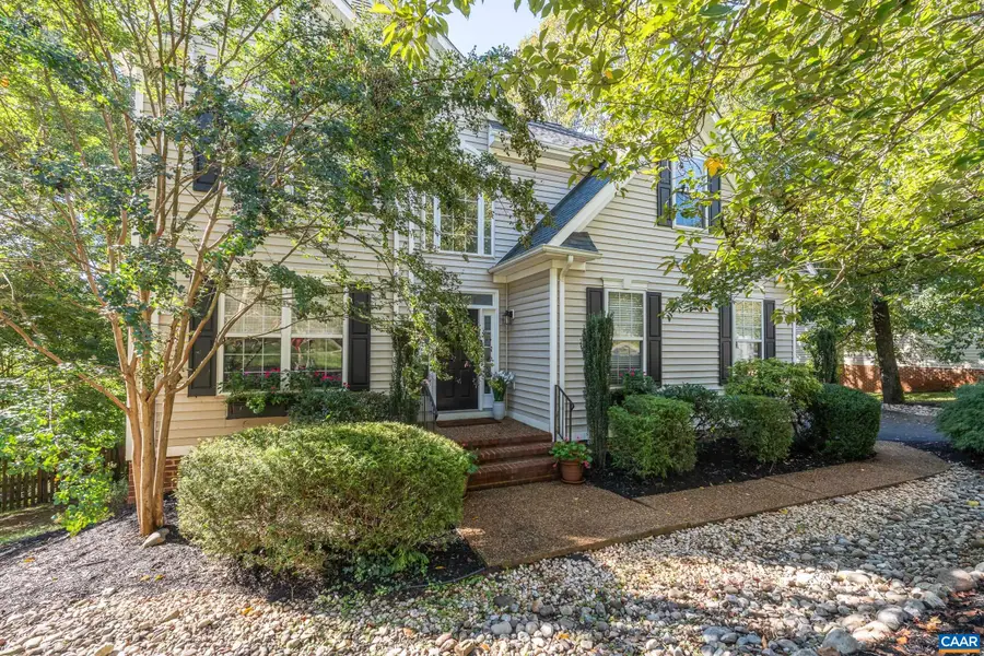526 Fontana Dr, Charlottesville, VA 22911 - #2