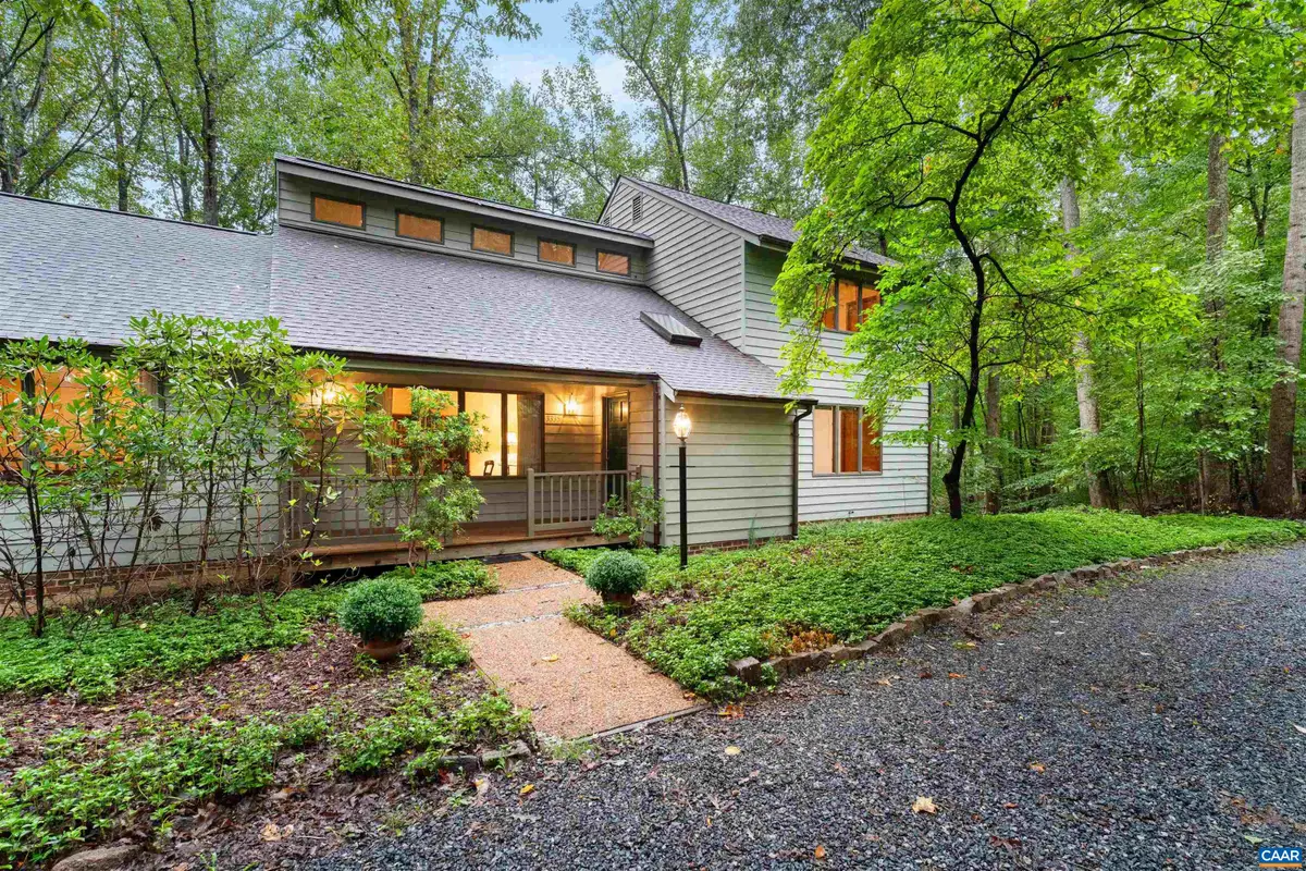 3335 Brookside Dr, Charlottesville, VA 22901 - #1