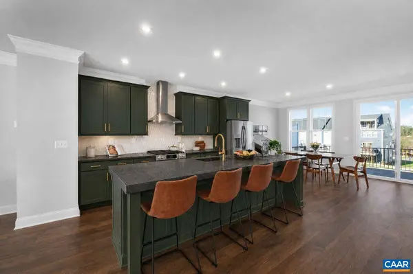41 Marcella St, Charlottesville, VA 22911