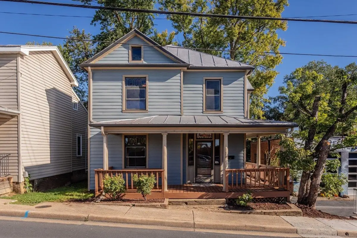 148 W Wolfe St, Harrisonburg, VA 22802 - #1