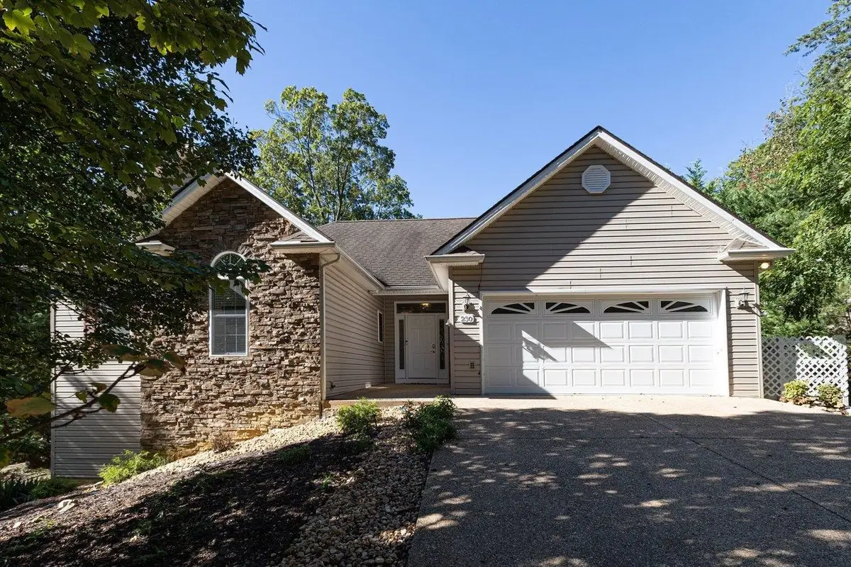 230 Quail Ct, McGaheysville, VA 22840 - #1