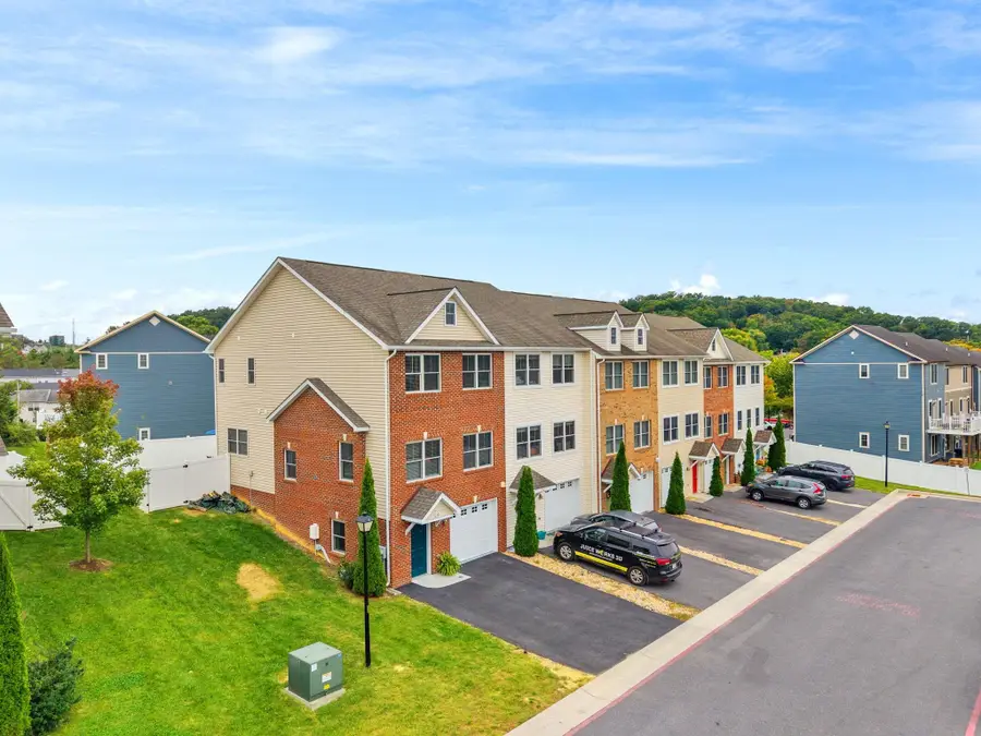 380 Tanzanite Dr, Harrisonburg, VA 22801 - #2