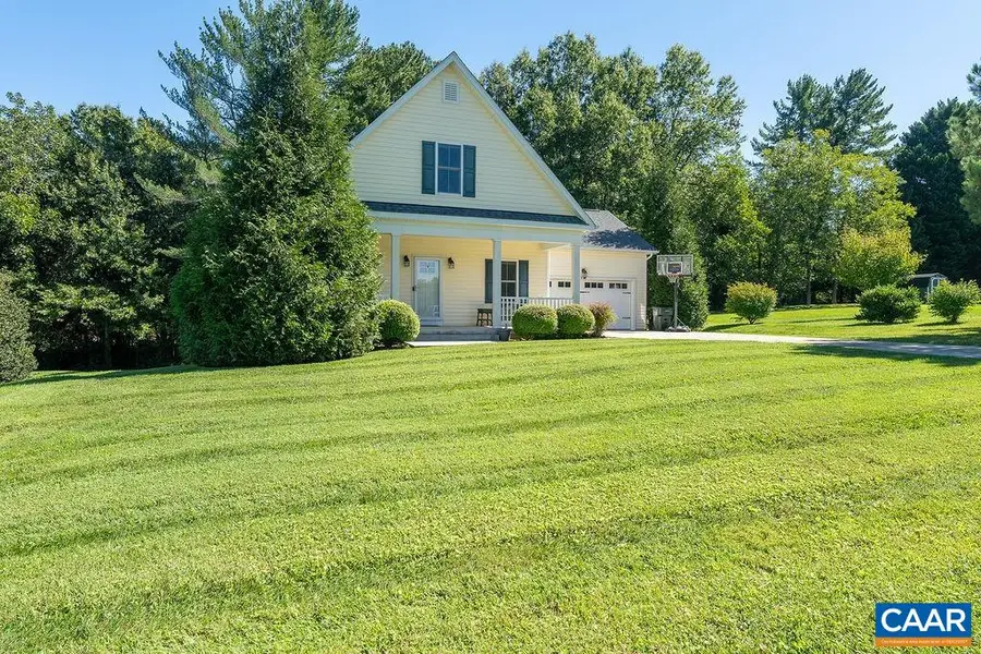 632 Coniston Manor Dr, Gordonsville, VA 22942 - #3