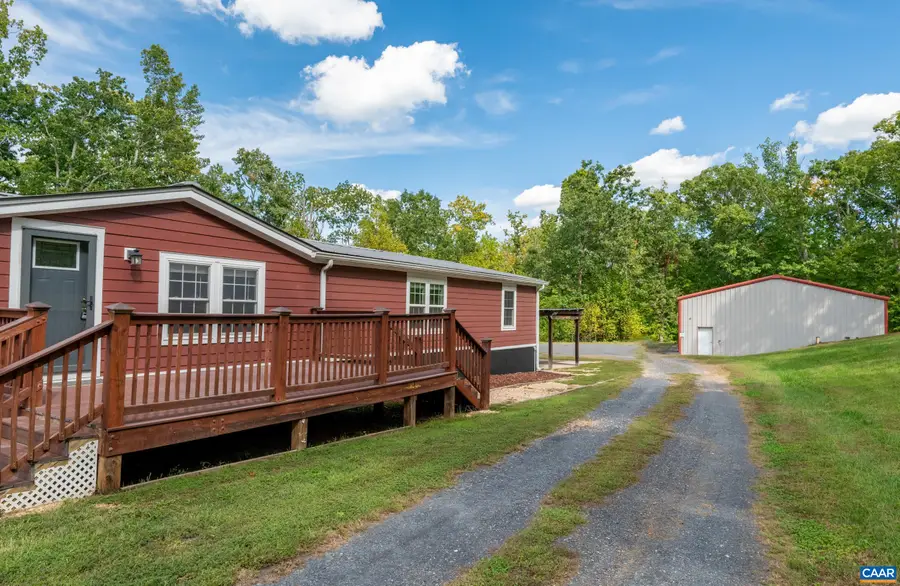 9483 Hatton Ferry Rd, Scottsville, VA 24590 - #2