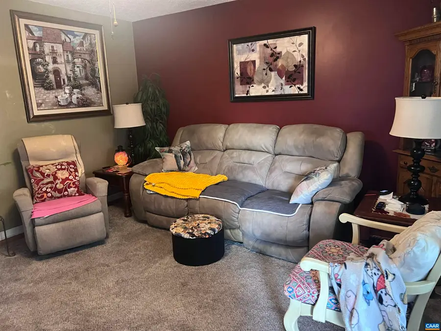 248 Elkin Cir, Waynesboro, VA 22980 - #2