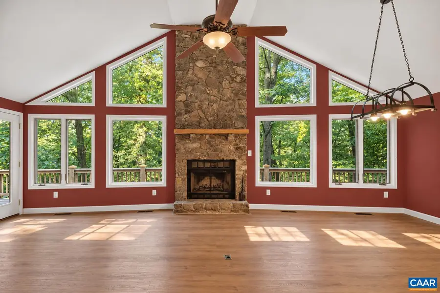926 Blue Ridge Dr, Wintergreen Resort, VA 22967 - #3
