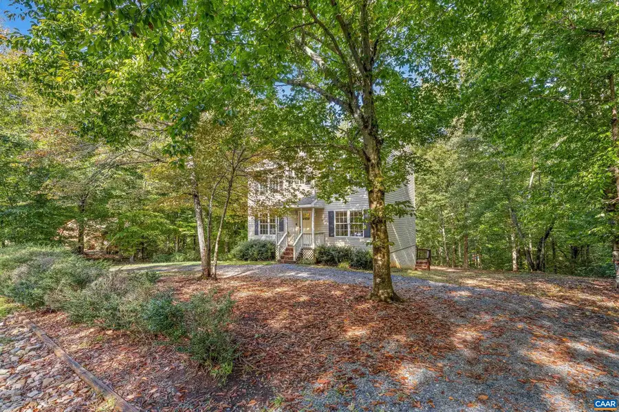 16 Sandy Beach Ct, Palmyra, VA 22963 - #2