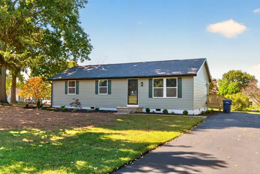1801 Gum Ave, Grottoes, VA 24441 - #2