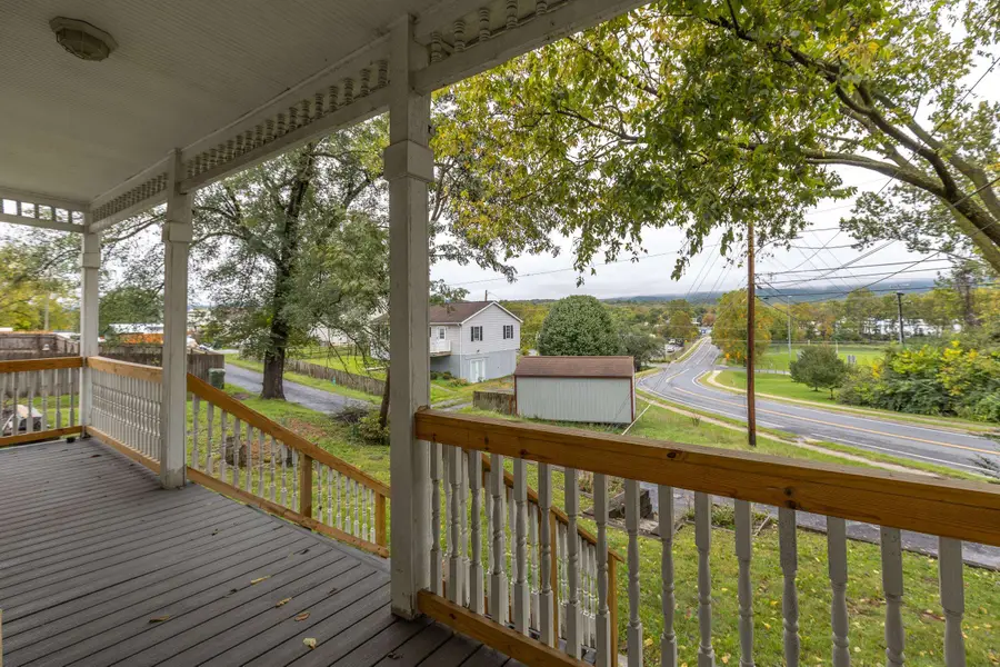 817 Grayson Ave, Waynesboro, VA 22980 - #3