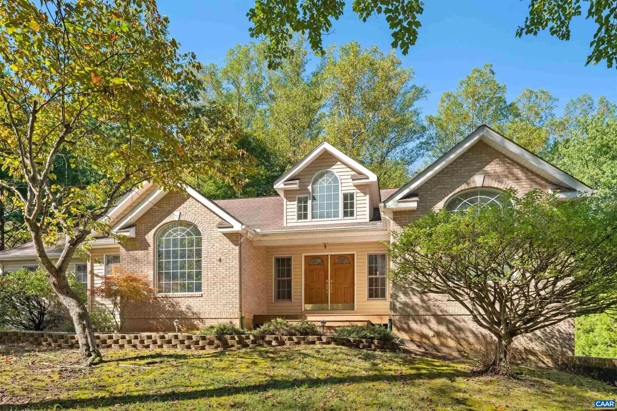 4 Locks Rd, Palmyra, VA 22963 - #1