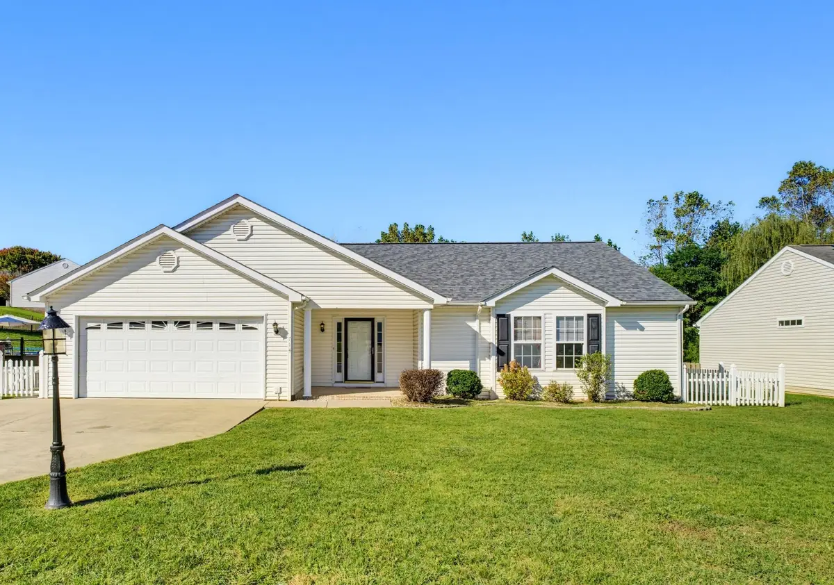 714 Ritchie Blvd, Staunton, VA 24401 - #1