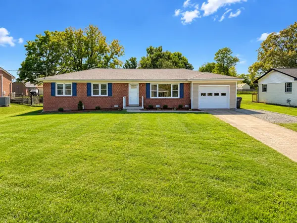 82 Hillside Dr, Verona, VA 24482