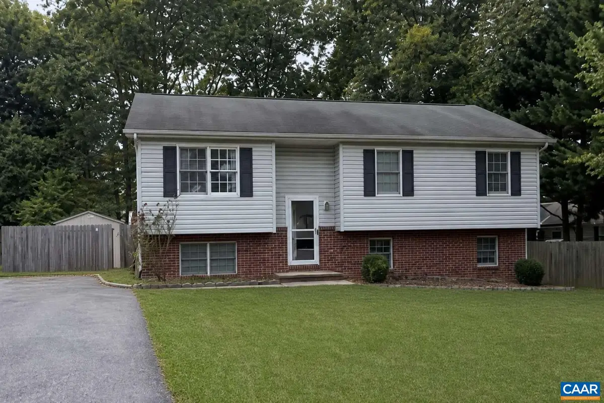 17 Ashton Dr, Stuarts Draft, VA 24477 - #1