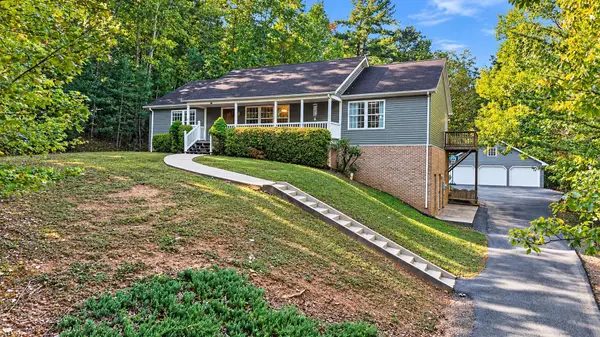145 S Woodland Ave, Buena Vista, VA 24416