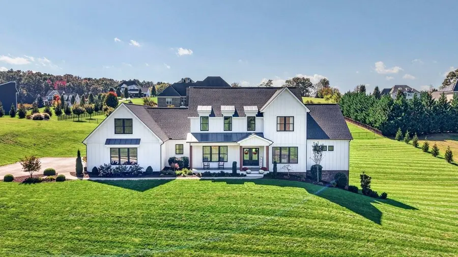 3290 Wellsleigh Pl, Ashby, VA 22801 - #2