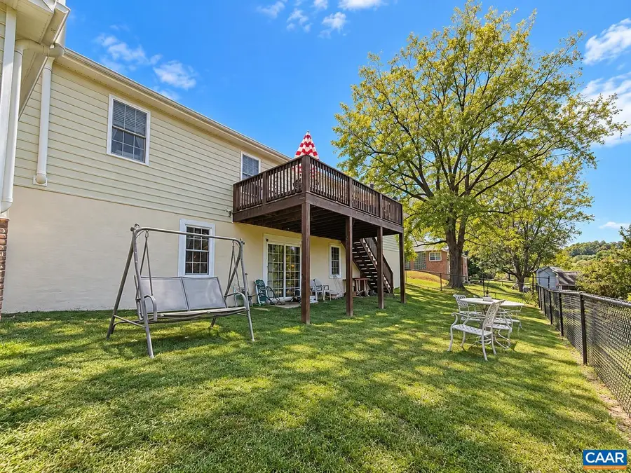 1832 Spring Hill Rd, Staunton, VA 24401 - #2